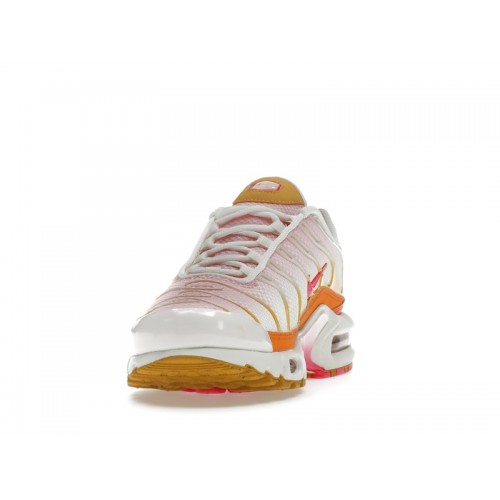 Кроссы Nike Air Max Plus White Orange Pink (W) - женская сетка размеров