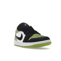 Женские Jordan 1 Low Snakeskin Vivid Green (W)