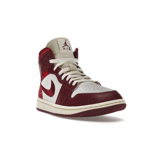 Кроссы Jordan 1 Mid SE Tiki Leaf Team Red (W) - женская сетка размеров