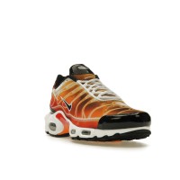 Nike Air Max Plus Light Photography
