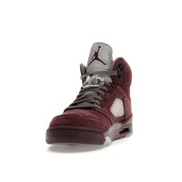 Jordan 5 Retro Burgundy (2023)
