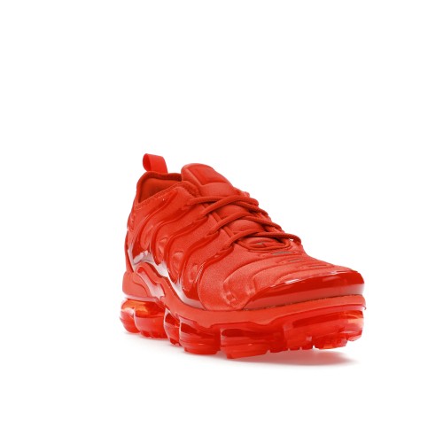 Кроссы Nike Air VaporMax Plus Triple Orange (W) - женская сетка размеров