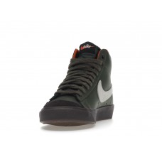 Кроссовки Nike Blazer Mid 77 Vintage Army