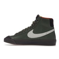 Кроссовки Nike Blazer Mid 77 Vintage Army