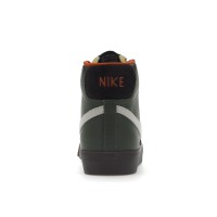 Кроссовки Nike Blazer Mid 77 Vintage Army