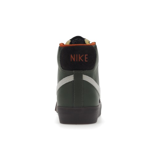 Кроссы Nike Blazer Mid 77 Vintage Army - мужская сетка размеров