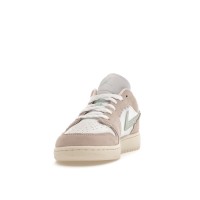 Подростковые Jordan 1 Low SE Scalloped Edge Guava Ice (GS)