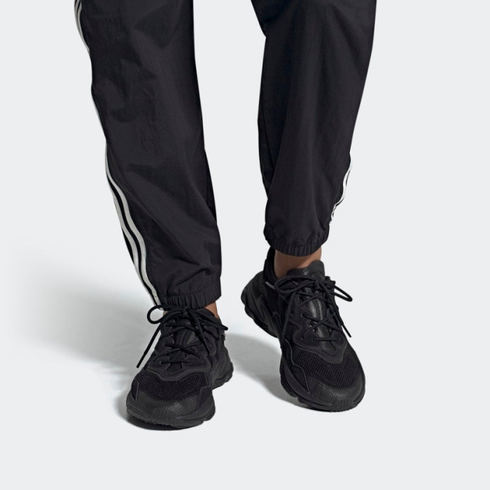 adidas Mens Ozweego Black Carbon - мужская сетка размеров adidas Mens Ozweego Black Carbon - мужская сетка размеров