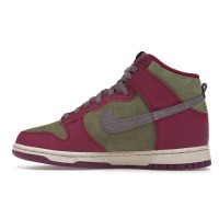 Женские кроссовки Nike Dunk High Dynamic Berry (W)