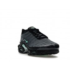 Nike Air Max Plus Spirograph