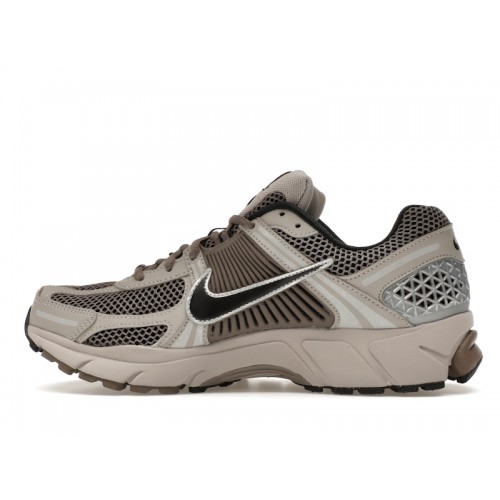 Nike Zoom Vomero 5 College Grey Cave Stone - мужская сетка размеров Nike Zoom Vomero 5 College Grey Cave Stone - мужская сетка размеров