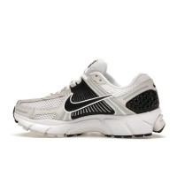 Nike Zoom Vomero 5 White Black