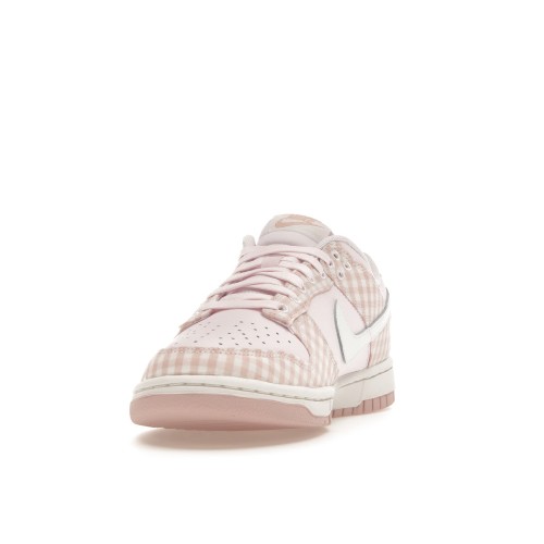 Кроссы Nike Dunk Low Pearl Pink Gingham (W) - женская сетка размеров