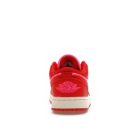 Женские Jordan 1 Low SE Pink Blast (W)