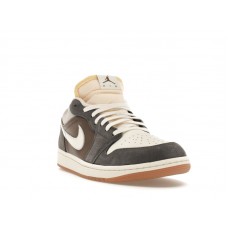 Jordan 1 Low SNKRS Day Korea Magpie (2023)