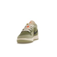 Подростковые Jordan 1 Low SE Sky J Light Olive (GS)