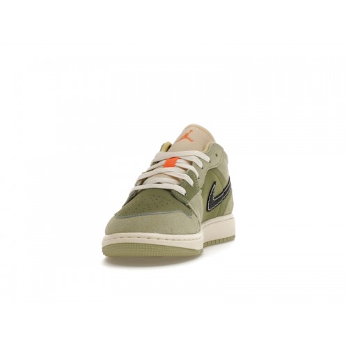 Кроссы Jordan 1 Low SE Sky J Light Olive (GS) - подростковая сетка размеров