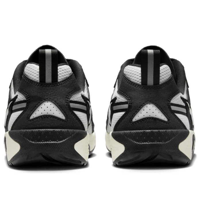 Nike JAM Black White (W) - женская сетка размеров Nike JAM Black White (W) - женская сетка размеров