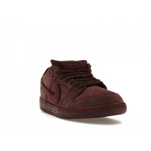 Кроссы Nike SB Dunk Low City of Love Burgundy Crush - мужская сетка размеров