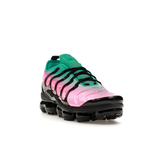 Кроссы Nike Air VaporMax Plus Pink Blast Clear Jade (W) - женская сетка размеров