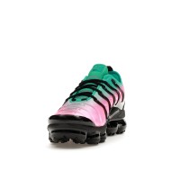 Женские Nike Air VaporMax Plus Pink Blast Clear Jade (W)