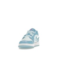Подростковые Jordan 1 Low SE Aquarius Blue (GS)