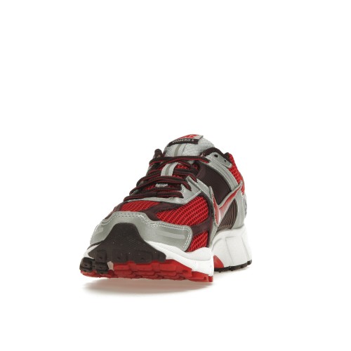 Кроссы Nike Vomero 5 Mystic Red (W) - женская сетка размеров