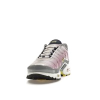 Женские Nike Air Max Plus Violet Dust High Voltage (W)