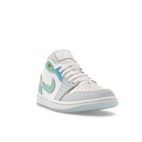 Женские Jordan 1 Low SE Emerald Rise (W)