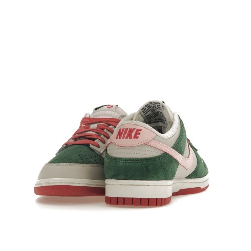 Кроссы Nike Dunk Low SE All Petals United Fir Green (W) - женская сетка размеров