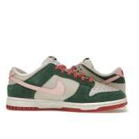 Женские кроссовки Nike Dunk Low SE All Petals United Fir Green (W)