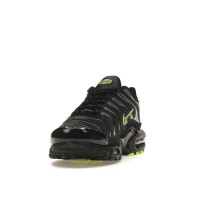 Nike Air Max Plus Black Volt