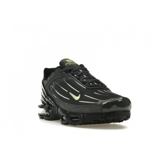 Кроссы Nike Air Max Plus 3 Black Volt - мужская сетка размеров