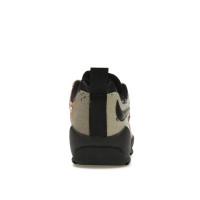 Nike SB Darwin Low Supreme Desert Camo