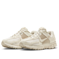 Женские Nike Zoom Vomero 5 Sail Light Orewood Brown (W)