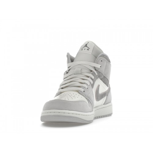 Кроссы Jordan 1 Mid SE Neutral Grey Sail - мужская сетка размеров