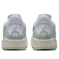 Женские Jordan Legacy 312 Low White Sail Igloo (W)