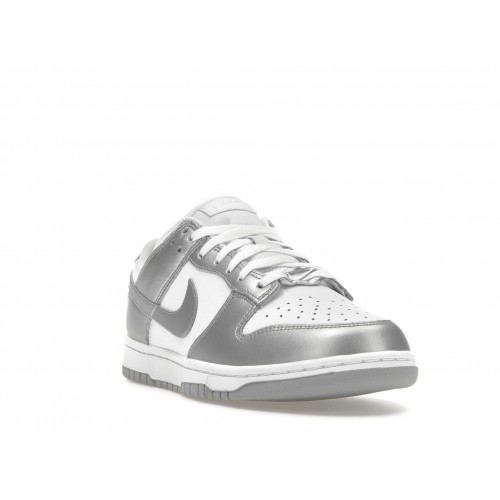 Кроссы Nike Dunk Low Metallic Silver (W) - женская сетка размеров