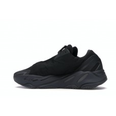 Кроссовки adidas Yeezy Boost 700 MNVN Triple Black