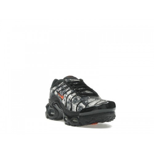 Nike Air Max Plus GS Black Orange Camo - подростковая сетка размеров