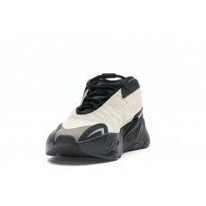Кроссовки adidas Yeezy Boost 700 MNVN Bone