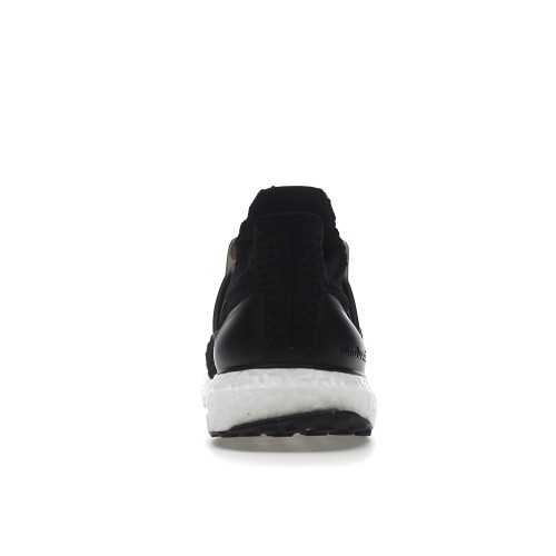 Кроссы adidas Ultra Boost 4.0 DNA Black Metallic Gold - мужская сетка размеров