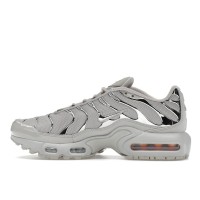 Подростковые Nike Air Max Plus Light Iron Ore Gym Red Smoke Grey Metallic Silver (GS)