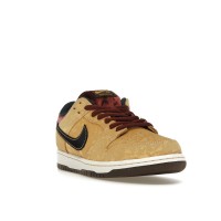 Кроссовки Nike SB Dunk Low City of Cinema