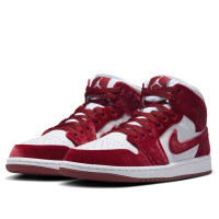 Женские Jordan 1 Mid SE Red Velvet (W)