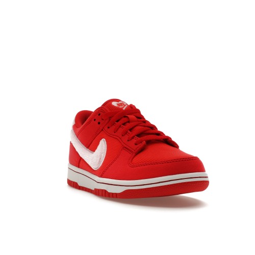 Кроссы Nike Dunk Low Valentines Day (2024) (GS) - подростковая сетка размеров