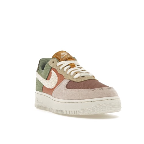 Кроссы Nike Air Force 1 Low 07 LX Oil Green Terra Blush (W) - женская сетка размеров