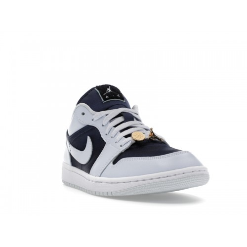 Кроссы Jordan 1 Low SE Football Grey White Gym Red Midnight Navy (W) - женская сетка размеров
