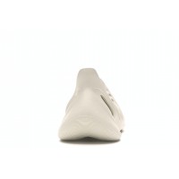 Yeezy Foam RNNR Ararat (2020/2022)