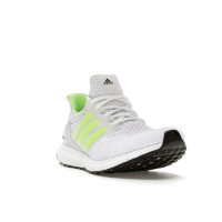 adidas Ultra Boost 5.0 DNA Cloud White Signal Green